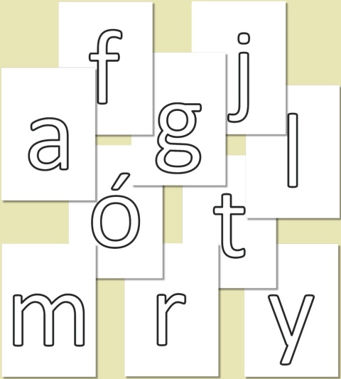 Konturowe małe litery alfabetu polskiego w czcionce Calibri – przykładowe 10 liter do kolorowania