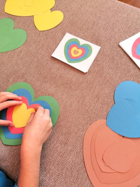 Układanka serca – 5 kolorów, 5 wielkości