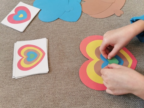 Układanka serca – 5 kolorów, 5 wielkości