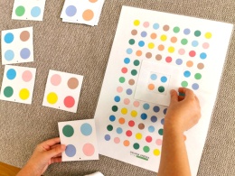 Wyszukiwanka – kolorowe kropki podczas zabawy